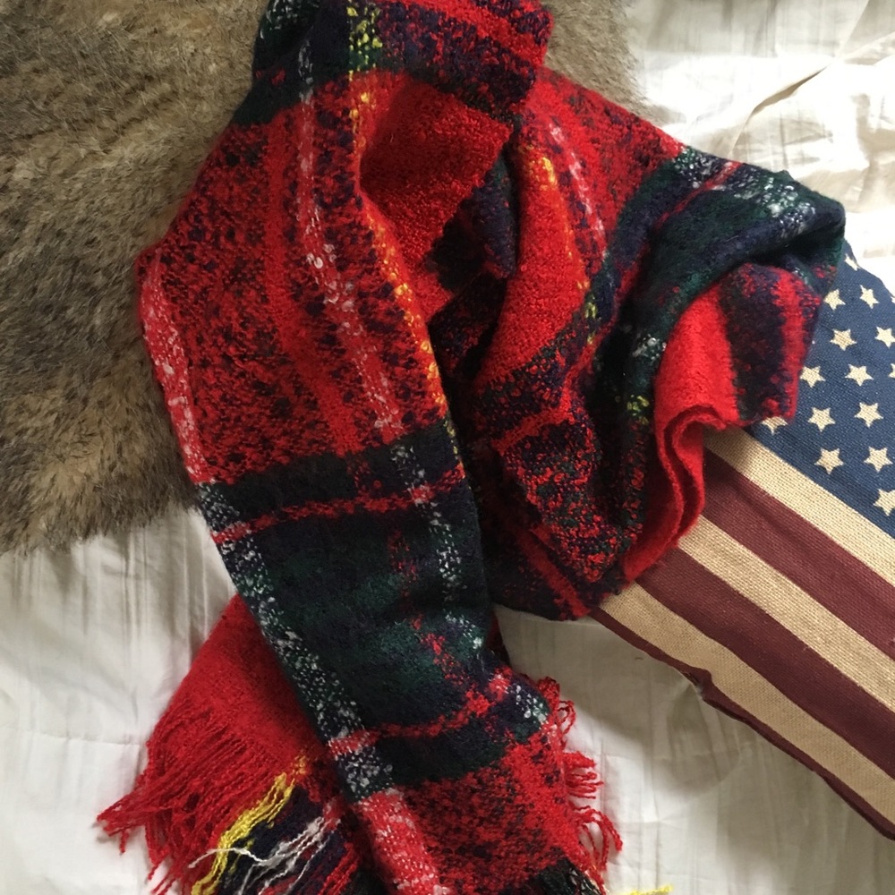 Scarf RED NAVY YELLOW GREEN WHITE